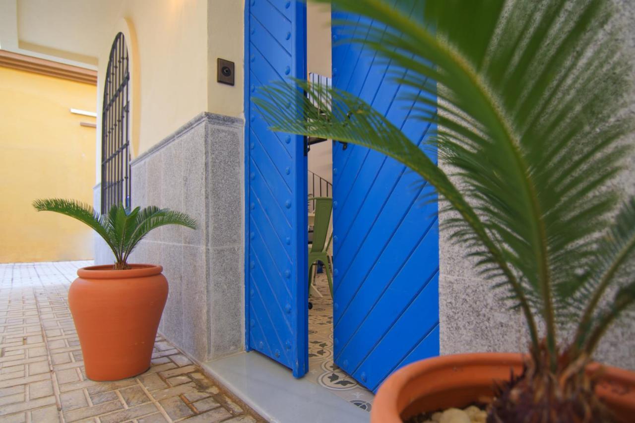 Mara'S Apartments Torremolinos La Mar - Beachfront Tiny House - Bajondillo Eksteriør bilde
