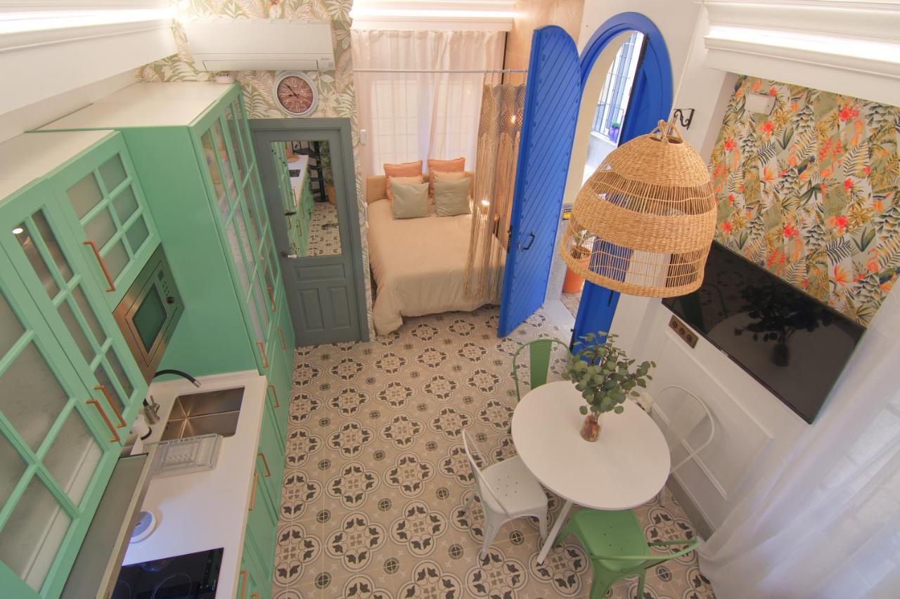 Mara'S Apartments Torremolinos La Mar - Beachfront Tiny House - Bajondillo Eksteriør bilde